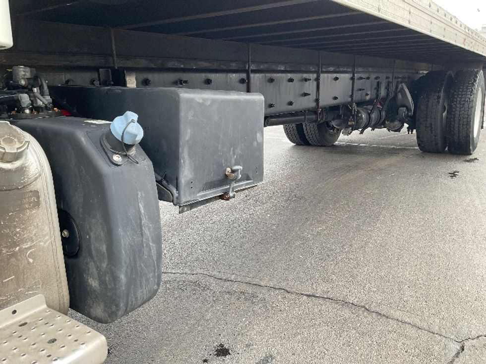 Medium Duty Box Truck-Light and Medium Duty Trucks-Freightliner-2022-M2-Indianapolis-IN-109,173\n\t\tmiles-$ 75,000 - Image 5