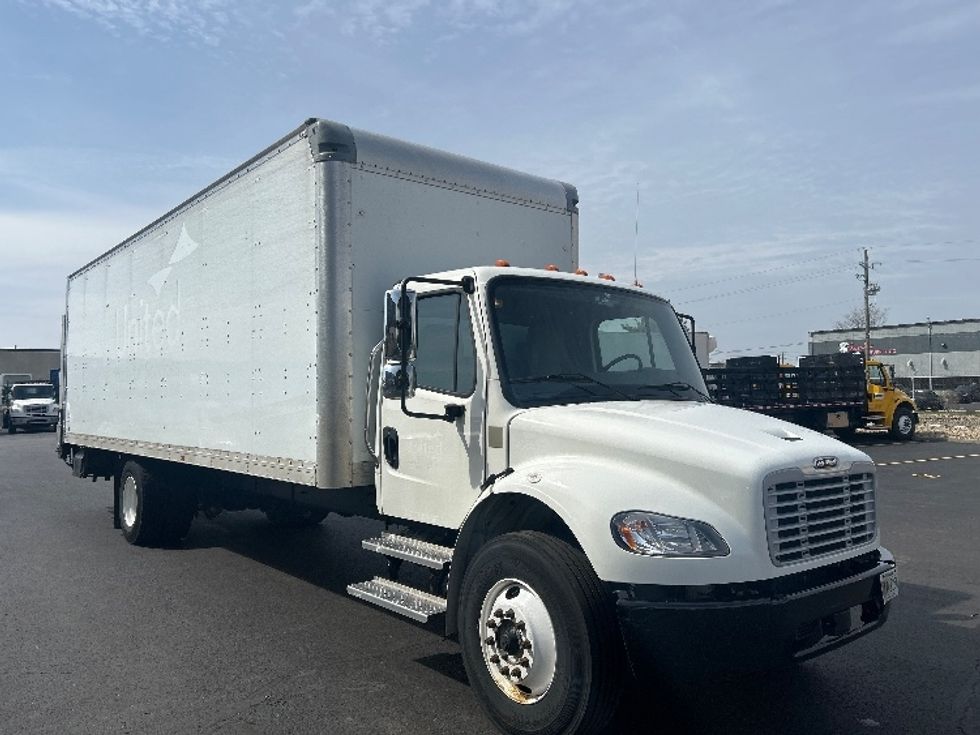 Medium Duty Box Truck-Light and Medium Duty Trucks-Freightliner-2022-M2-Indianapolis-IN-109,538\n\t\tmiles-$ 71,500 - Image 1