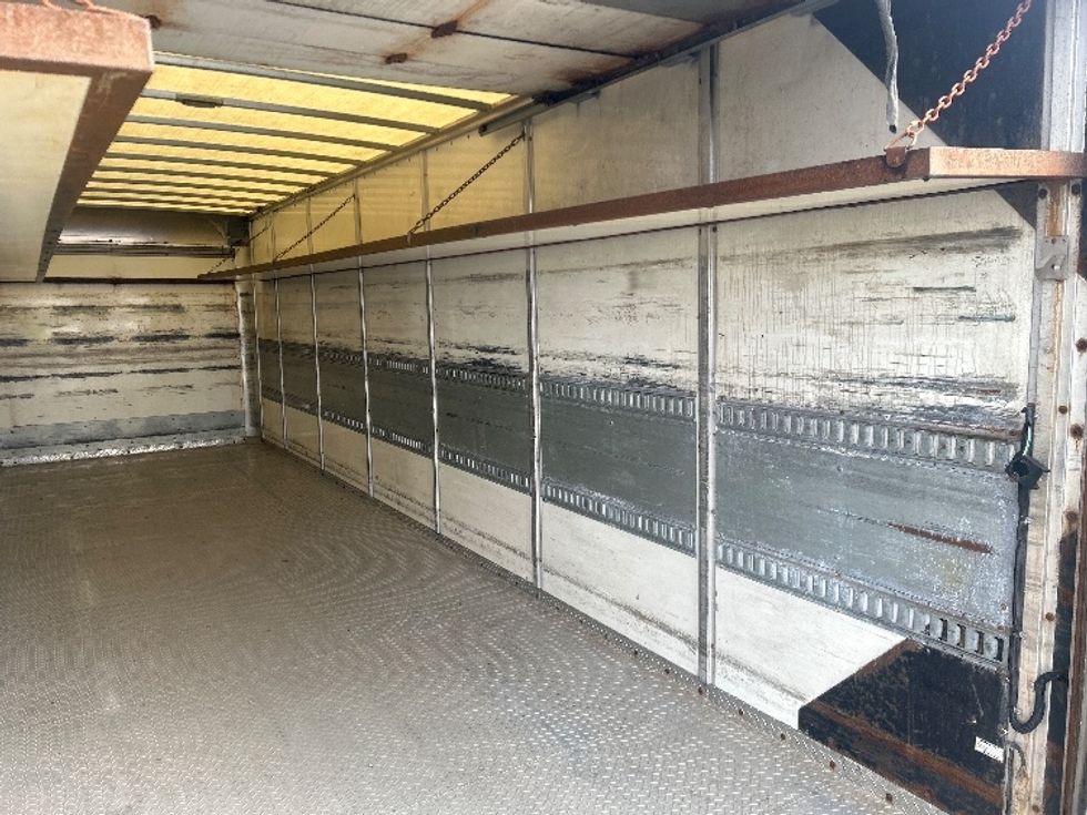 Medium Duty Box Truck-Light and Medium Duty Trucks-Freightliner-2022-M2-Indianapolis-IN-109,538\n\t\tmiles-$ 71,500 - Image 12