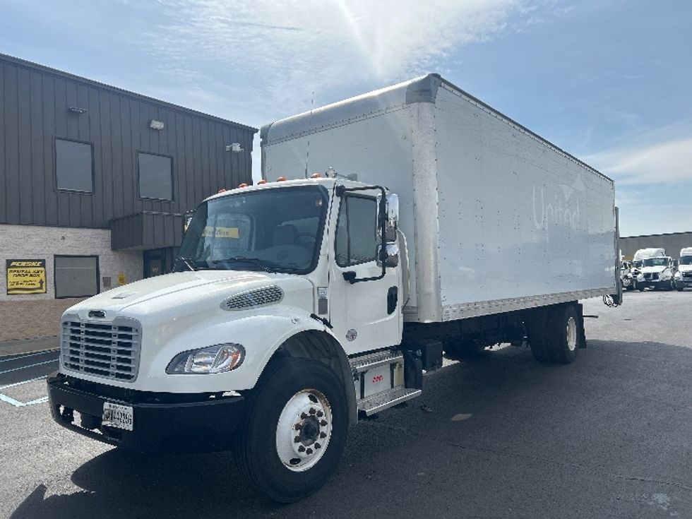 Medium Duty Box Truck-Light and Medium Duty Trucks-Freightliner-2022-M2-Indianapolis-IN-109,538\n\t\tmiles-$ 71,500 - Image 3