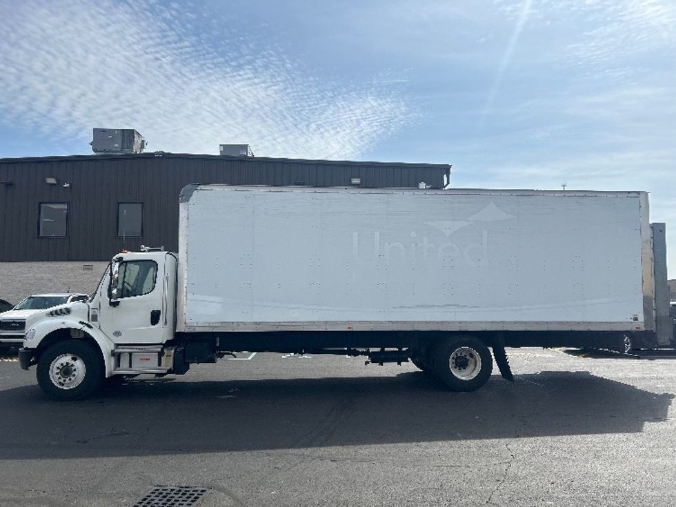 Medium Duty Box Truck-Light and Medium Duty Trucks-Freightliner-2022-M2-Indianapolis-IN-109,538\n\t\tmiles-$ 71,500 - Image 4