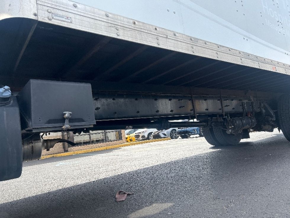 Medium Duty Box Truck-Light and Medium Duty Trucks-Freightliner-2022-M2-Indianapolis-IN-109,538\n\t\tmiles-$ 71,500 - Image 5