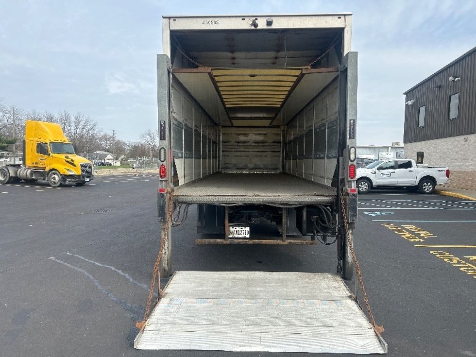 Medium Duty Box Truck-Light and Medium Duty Trucks-Freightliner-2022-M2-Indianapolis-IN-109,538\n\t\tmiles-$ 71,500 - Image 8