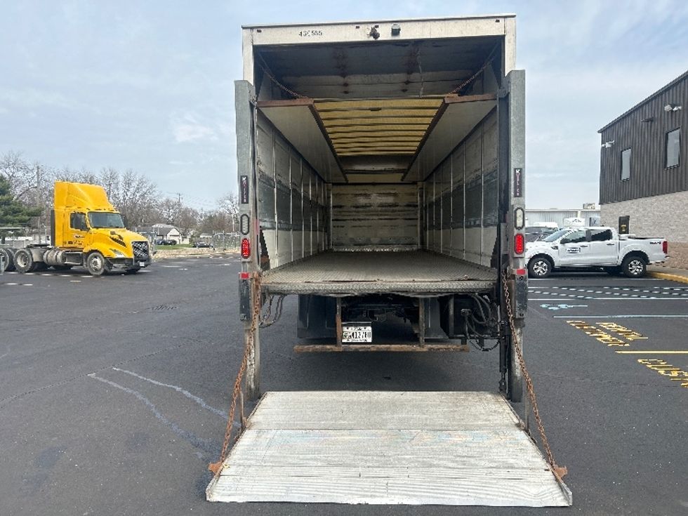 Medium Duty Box Truck-Light and Medium Duty Trucks-Freightliner-2022-M2-Indianapolis-IN-109,538\n\t\tmiles-$ 71,500 - Image 9