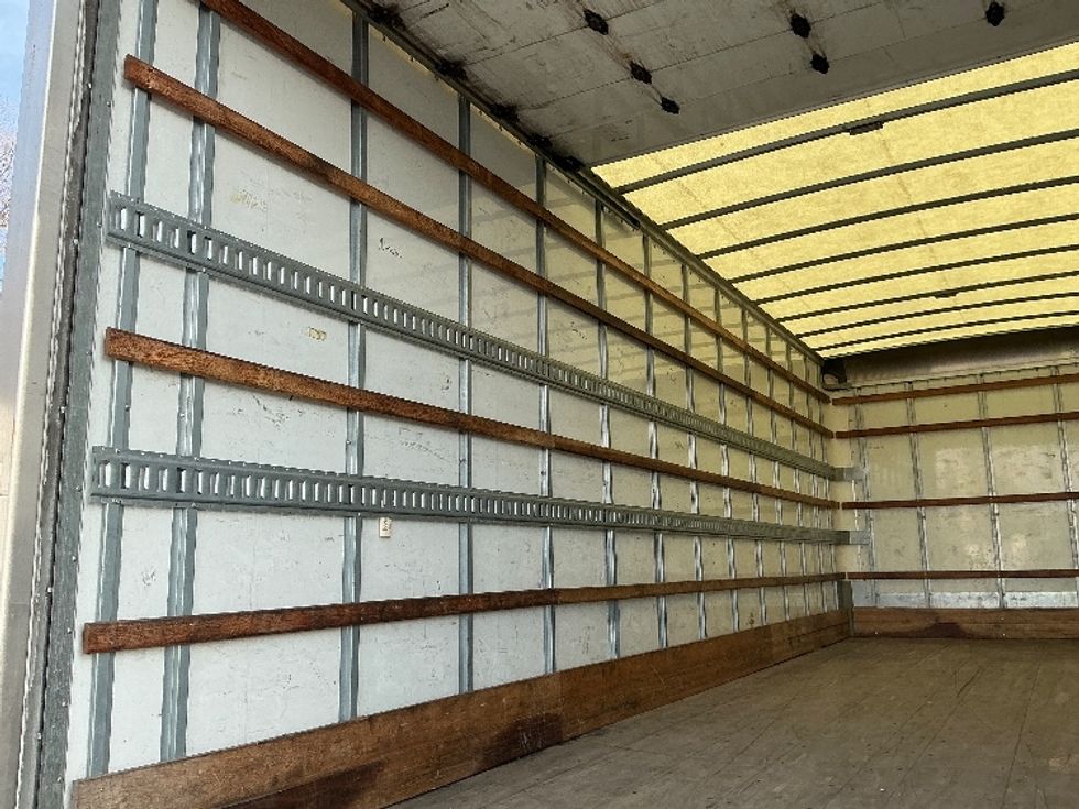 Medium Duty Box Truck-Light and Medium Duty Trucks-Freightliner-2022-M2-Indianapolis-IN-126,176\n\t\tmiles-$ 72,500 - Image 11