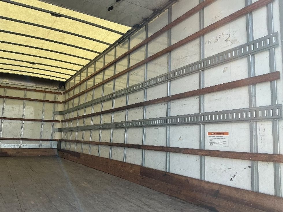 Medium Duty Box Truck-Light and Medium Duty Trucks-Freightliner-2022-M2-Indianapolis-IN-126,176\n\t\tmiles-$ 72,500 - Image 12