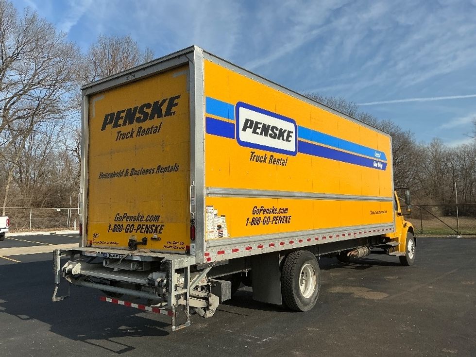 Medium Duty Box Truck-Light and Medium Duty Trucks-Freightliner-2022-M2-Indianapolis-IN-126,176\n\t\tmiles-$ 72,500 - Image 13