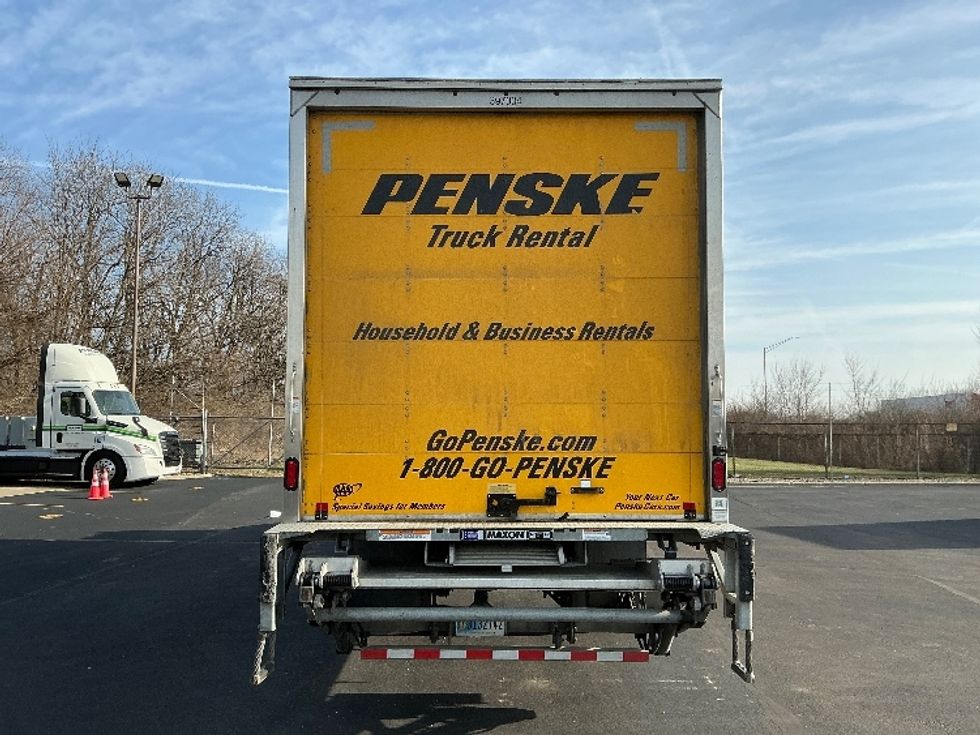 Medium Duty Box Truck-Light and Medium Duty Trucks-Freightliner-2022-M2-Indianapolis-IN-126,176\n\t\tmiles-$ 72,500 - Image 8