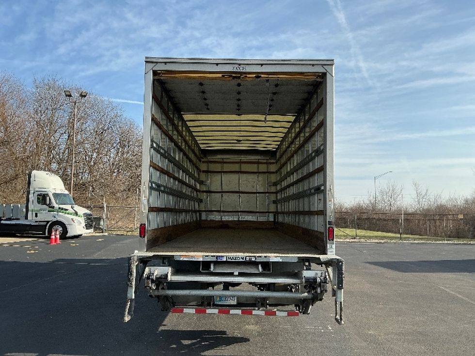 Medium Duty Box Truck-Light and Medium Duty Trucks-Freightliner-2022-M2-Indianapolis-IN-126,176\n\t\tmiles-$ 72,500 - Image 9
