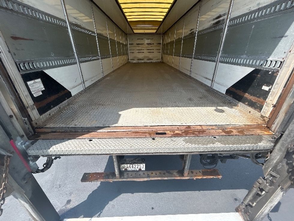 Medium Duty Box Truck-Light and Medium Duty Trucks-Freightliner-2022-M2-Indianapolis-IN-133,179\n\t\tmiles-$ 75,000 - Image 10