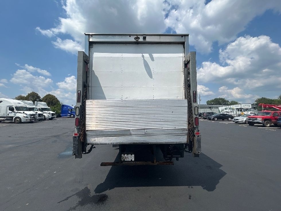 Medium Duty Box Truck-Light and Medium Duty Trucks-Freightliner-2022-M2-Indianapolis-IN-133,179\n\t\tmiles-$ 75,000 - Image 7