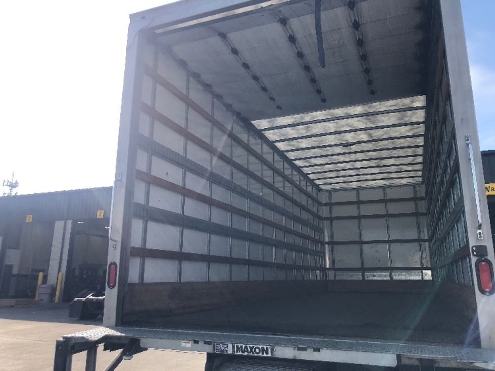 Medium Duty Box Truck-Light and Medium Duty Trucks-Freightliner-2022-M2-Indianapolis-IN-143,498\n\t\tmiles-$ 70,250 - Image 11