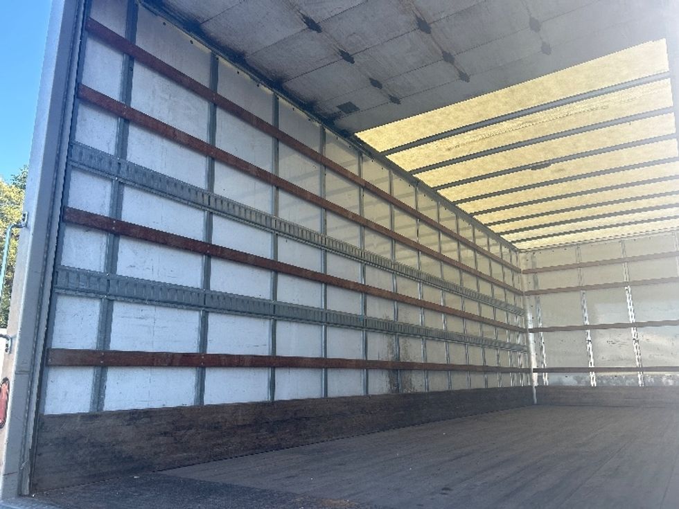 Medium Duty Box Truck-Light and Medium Duty Trucks-Freightliner-2022-M2-Indianapolis-IN-154,093\n\t\tmiles-$ 67,250 - Image 10