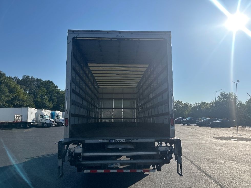 Medium Duty Box Truck-Light and Medium Duty Trucks-Freightliner-2022-M2-Indianapolis-IN-154,093\n\t\tmiles-$ 67,250 - Image 7