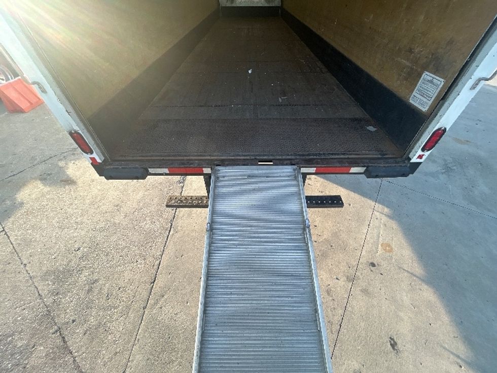 Medium Duty Box Truck-Light and Medium Duty Trucks-Freightliner-2022-M2-Indianapolis-IN-249,790\n\t\tmiles-$ 44,750 - Image 10