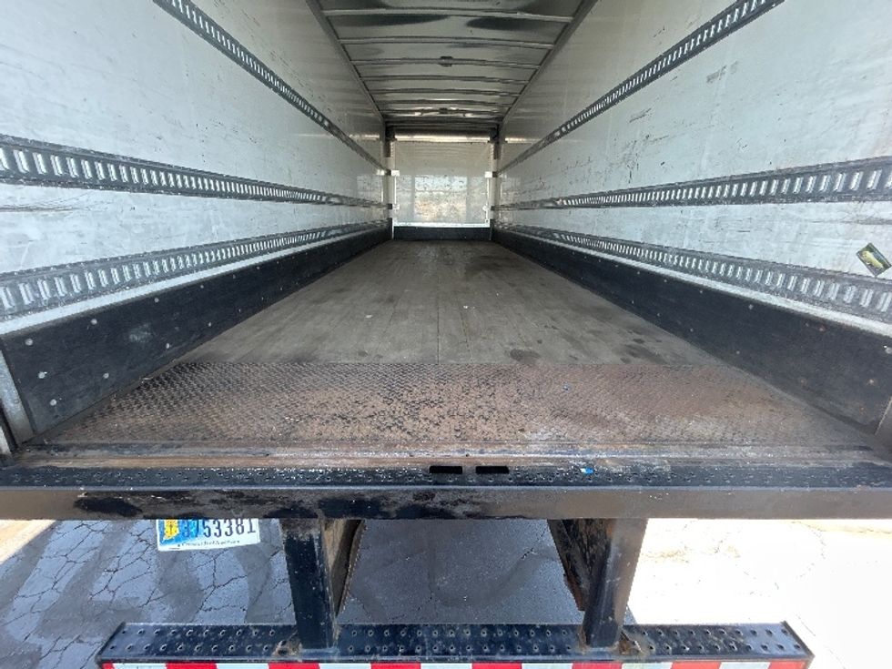 Medium Duty Box Truck-Light and Medium Duty Trucks-Freightliner-2022-M2-Indianapolis-IN-251,479\n\t\tmiles-$ 39,750 - Image 9