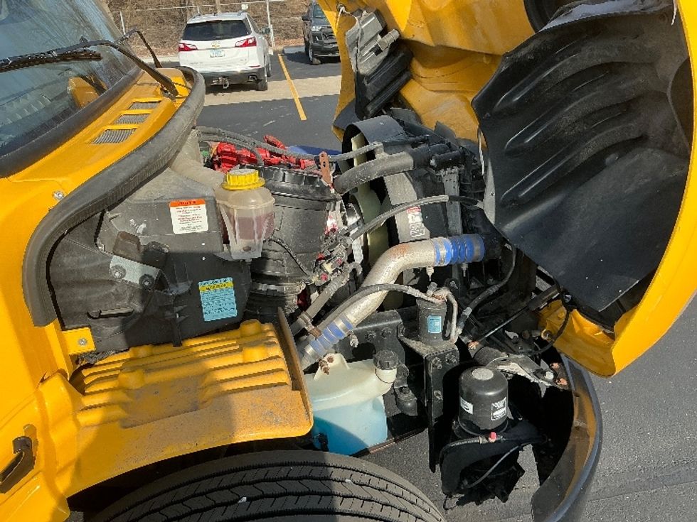 Medium Duty Box Truck-Light and Medium Duty Trucks-Freightliner-2022-M2-Indianapolis-IN-93,469\n\t\tmiles-$ 78,000 - Image 23