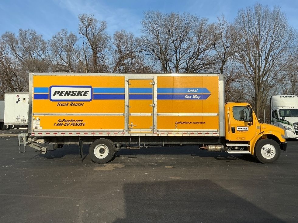 Medium Duty Box Truck-Light and Medium Duty Trucks-Freightliner-2022-M2-Indianapolis-IN-93,469\n\t\tmiles-$ 78,000 - Image 4