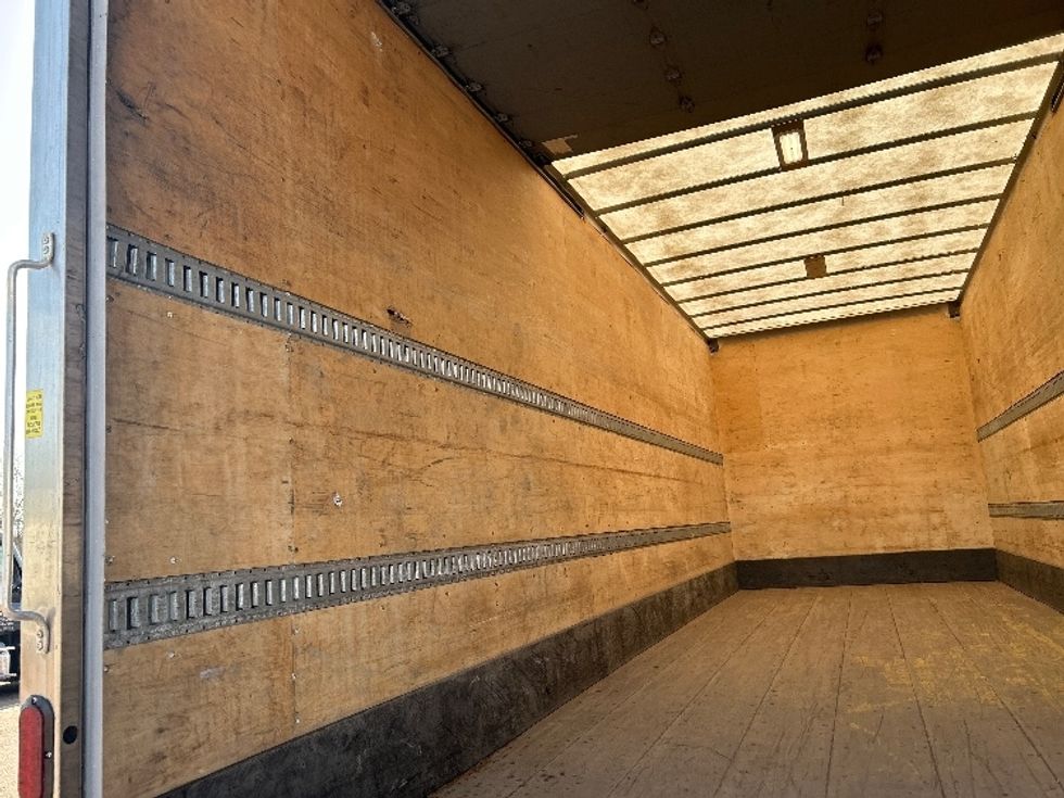 Medium Duty Box Truck-Light and Medium Duty Trucks-Freightliner-2022-M2-Jackson-MS-279,563\n\t\tmiles-$ 39,250 - Image 10