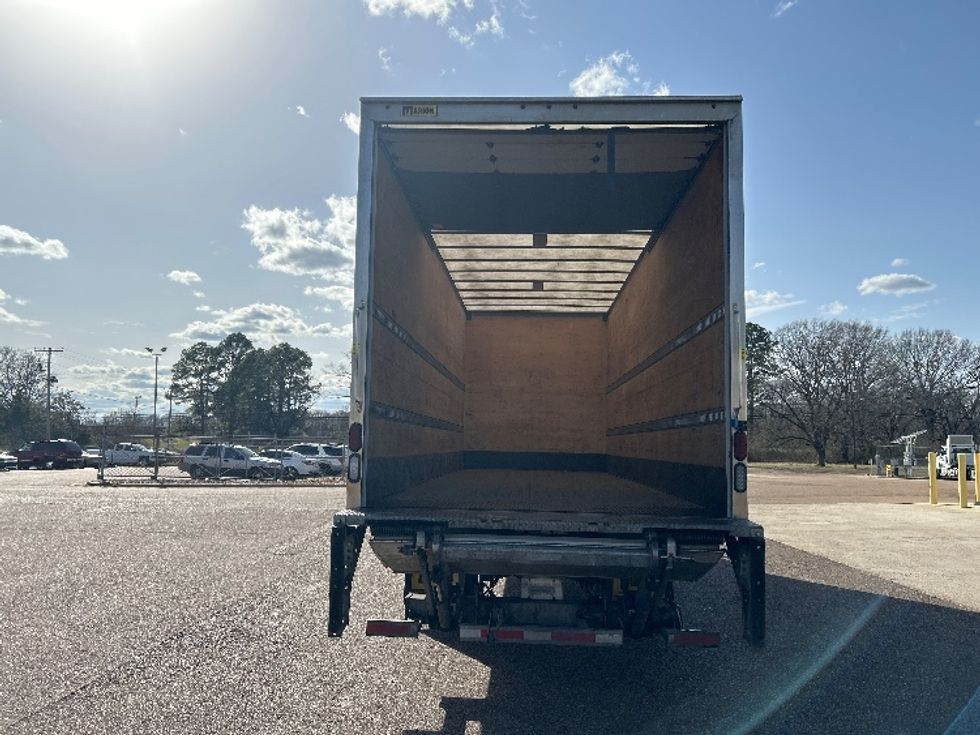 Medium Duty Box Truck-Light and Medium Duty Trucks-Freightliner-2022-M2-Jackson-MS-279,563\n\t\tmiles-$ 39,250 - Image 8