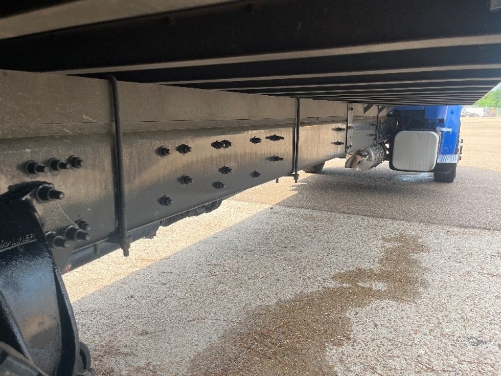 Medium Duty Box Truck-Light and Medium Duty Trucks-Freightliner-2022-M2-Jackson-MS-332,320\n\t\tmiles-$ 30,500 - Image 12