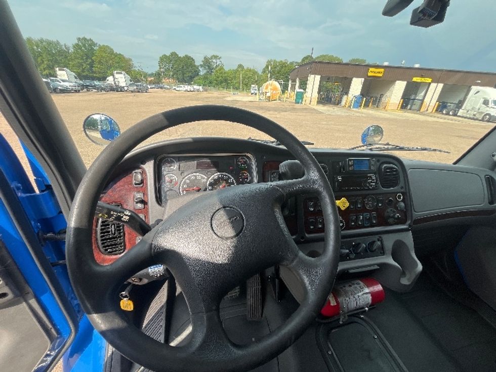 Medium Duty Box Truck-Light and Medium Duty Trucks-Freightliner-2022-M2-Jackson-MS-332,320\n\t\tmiles-$ 30,500 - Image 16