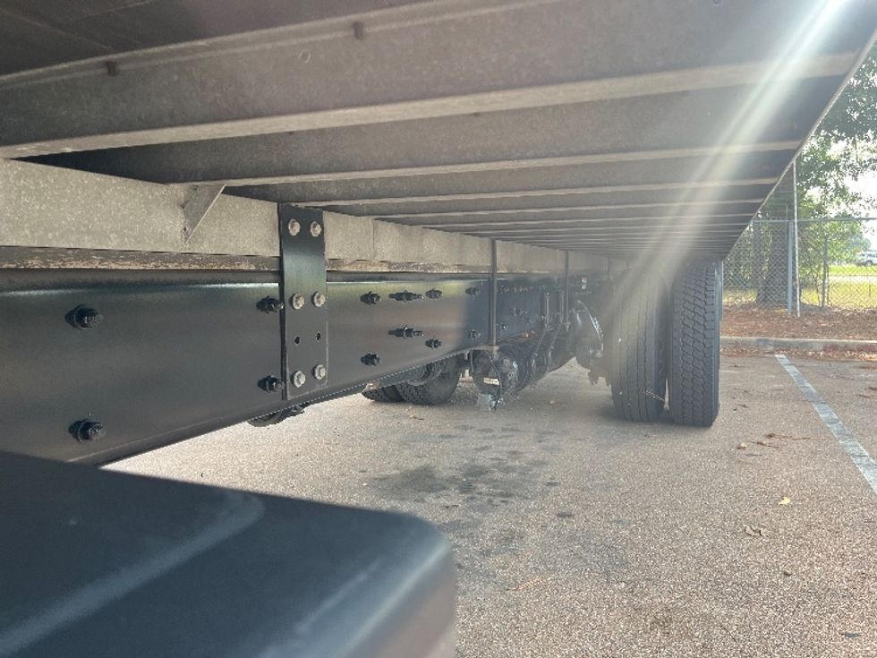 Medium Duty Box Truck-Light and Medium Duty Trucks-Freightliner-2022-M2-Jackson-MS-332,320\n\t\tmiles-$ 30,500 - Image 4