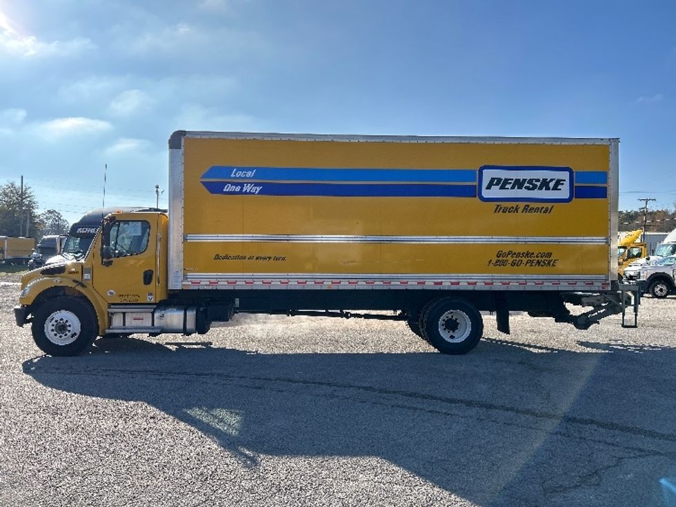 Medium Duty Box Truck-Light and Medium Duty Trucks-Freightliner-2022-M2-Jackson-TN-210,973\n\t\tmiles-$ 58,250 - Image 4