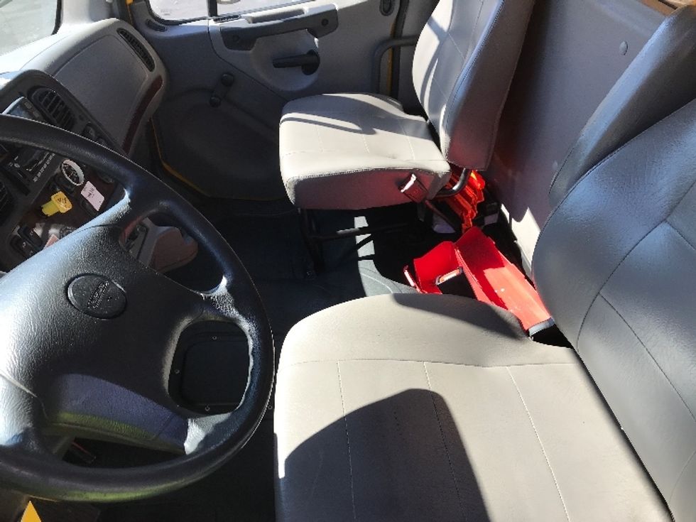 Medium Duty Box Truck-Light and Medium Duty Trucks-Freightliner-2022-M2-Jacksonville-FL-219,484\n\t\tmiles-$ 53,750 - Image 19