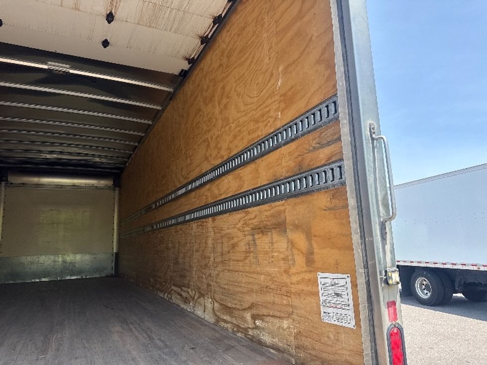 Medium Duty Box Truck-Light and Medium Duty Trucks-Freightliner-2022-M2-Jessup-MD-269,295\n\t\tmiles-$ 42,750 - Image 12