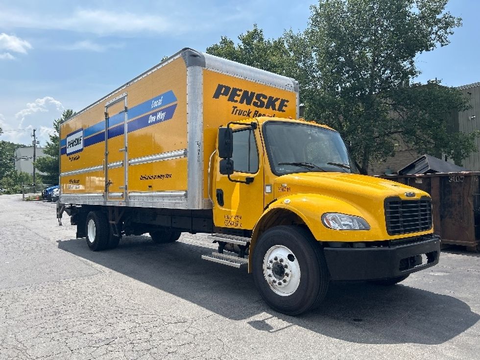 Medium Duty Box Truck-Light and Medium Duty Trucks-Freightliner-2022-M2-Jessup-PA-145,688\n\t\tmiles-$ 65,000 - Image 1