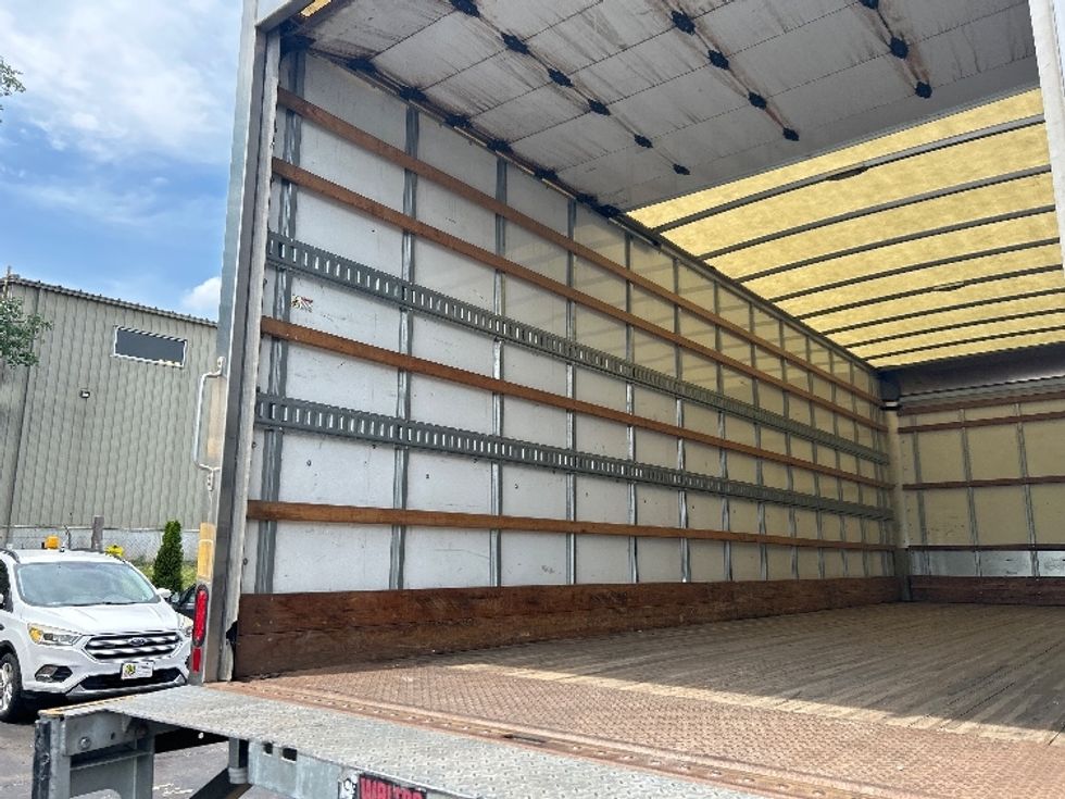Medium Duty Box Truck-Light and Medium Duty Trucks-Freightliner-2022-M2-Jessup-PA-145,688\n\t\tmiles-$ 65,000 - Image 11