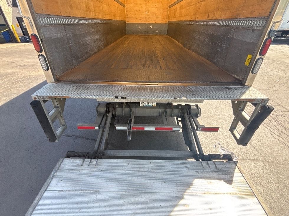Medium Duty Box Truck-Light and Medium Duty Trucks-Freightliner-2022-M2-Jessup-PA-225,817\n\t\tmiles-$ 57,000 - Image 10