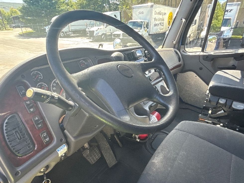 Medium Duty Box Truck-Light and Medium Duty Trucks-Freightliner-2022-M2-Jessup-PA-225,817\n\t\tmiles-$ 57,000 - Image 17