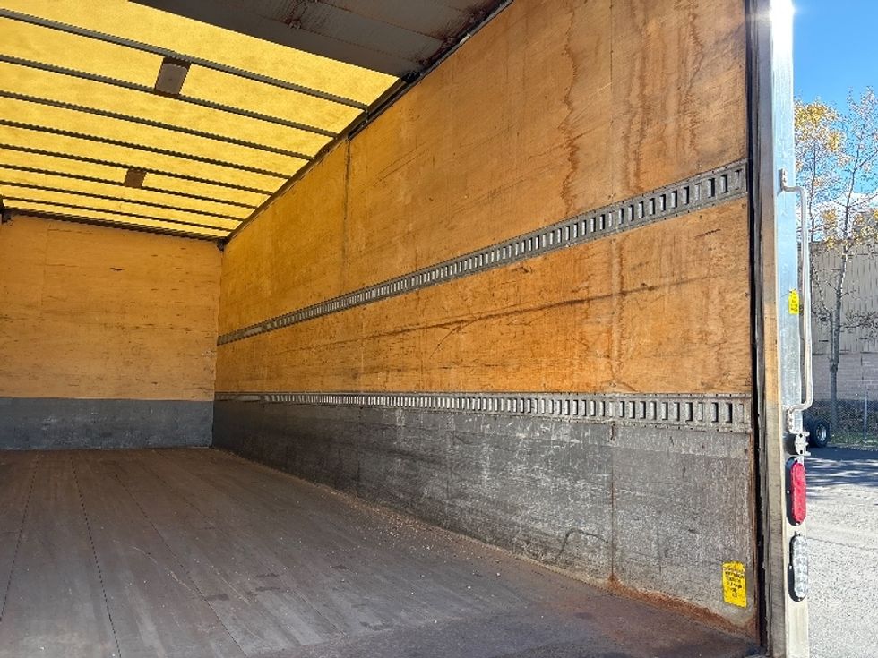 Medium Duty Box Truck-Light and Medium Duty Trucks-Freightliner-2022-M2-Jessup-PA-254,542\n\t\tmiles-$ 55,250 - Image 12
