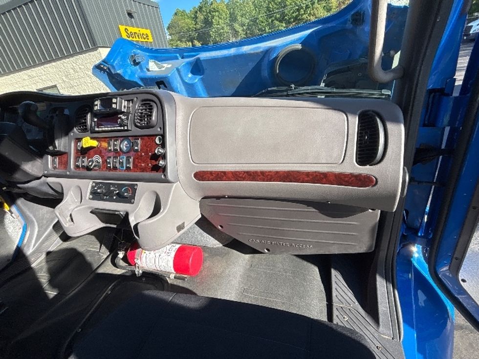 Medium Duty Box Truck-Light and Medium Duty Trucks-Freightliner-2022-M2-Jessup-PA-254,542\n\t\tmiles-$ 55,250 - Image 21