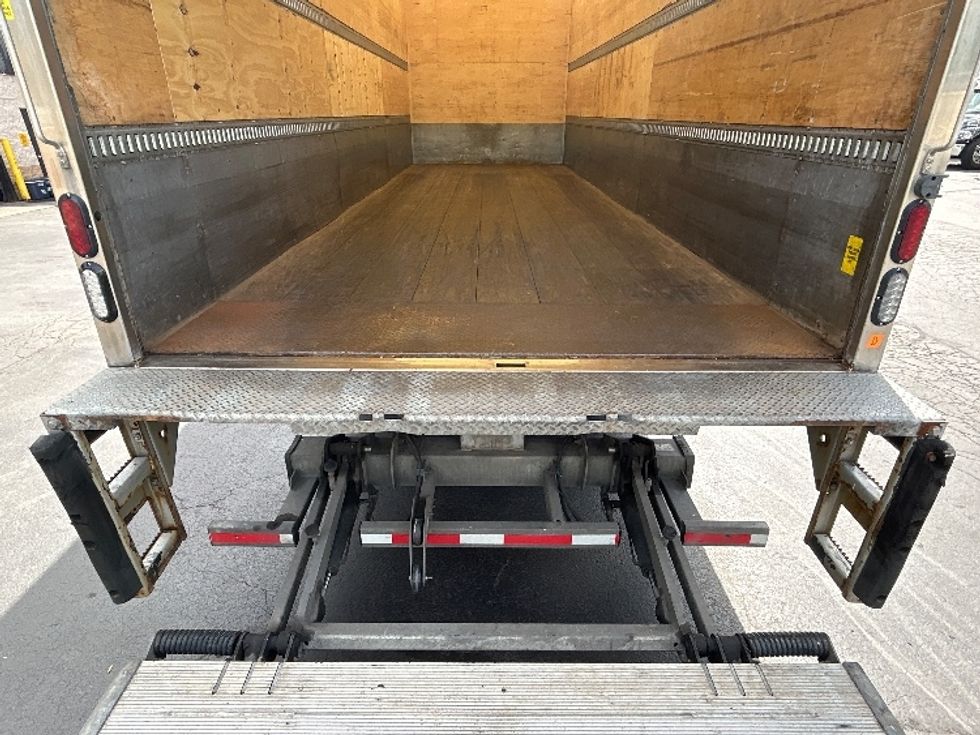 Medium Duty Box Truck-Light and Medium Duty Trucks-Freightliner-2022-M2-Jessup-PA-264,432\n\t\tmiles-$ 53,500 - Image 10