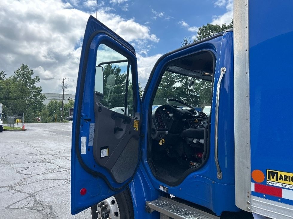 Medium Duty Box Truck-Light and Medium Duty Trucks-Freightliner-2022-M2-Jessup-PA-264,432\n\t\tmiles-$ 53,500 - Image 16