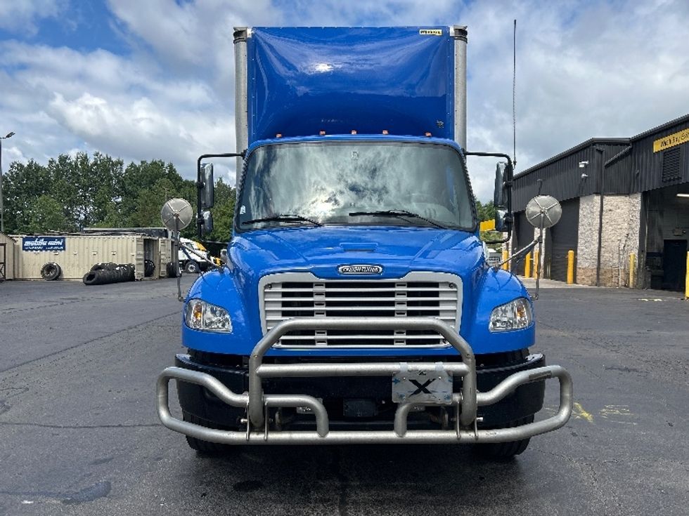 Medium Duty Box Truck-Light and Medium Duty Trucks-Freightliner-2022-M2-Jessup-PA-264,432\n\t\tmiles-$ 53,500 - Image 2