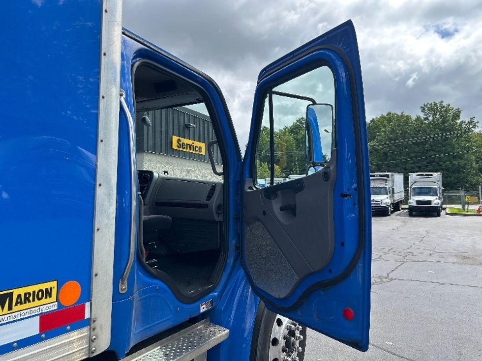 Medium Duty Box Truck-Light and Medium Duty Trucks-Freightliner-2022-M2-Jessup-PA-264,432\n\t\tmiles-$ 53,500 - Image 20
