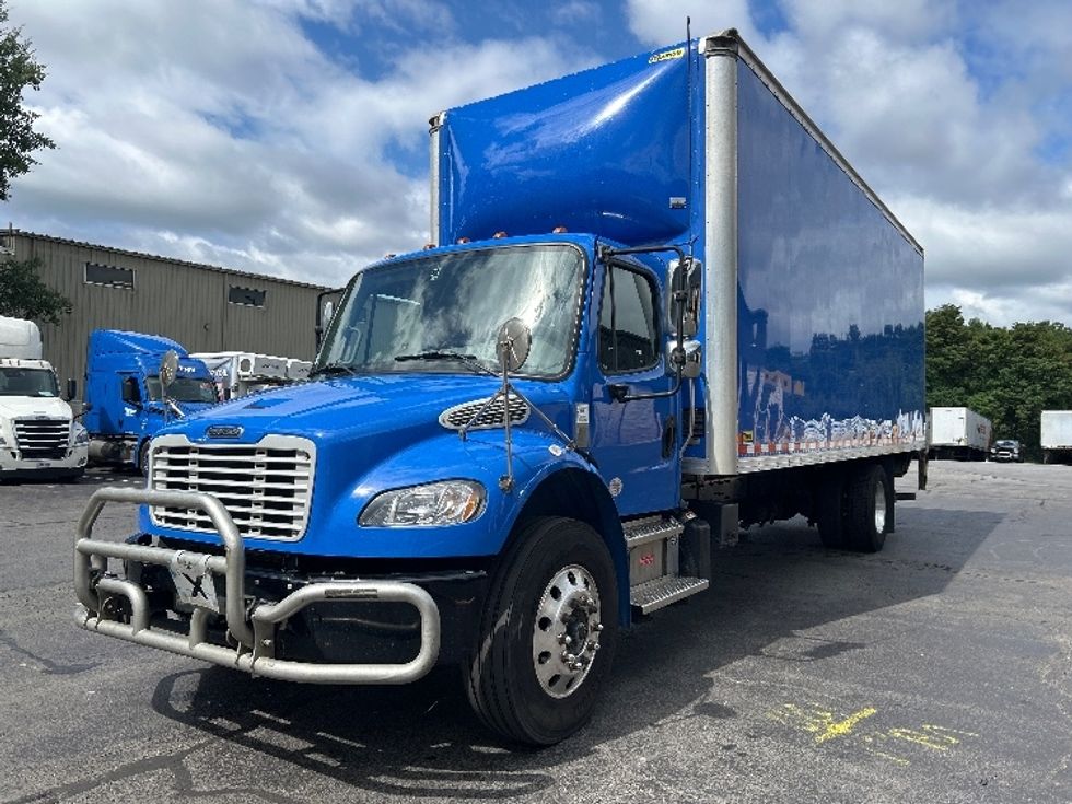 Medium Duty Box Truck-Light and Medium Duty Trucks-Freightliner-2022-M2-Jessup-PA-264,432\n\t\tmiles-$ 53,500 - Image 3
