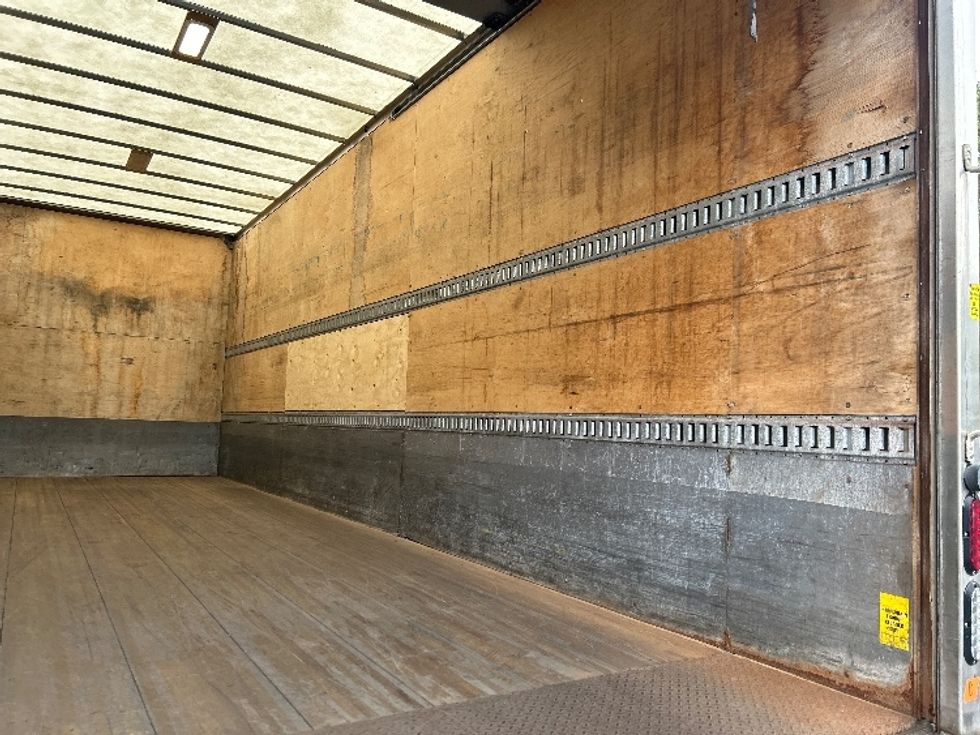 Medium Duty Box Truck-Light and Medium Duty Trucks-Freightliner-2022-M2-Jessup-PA-264,617\n\t\tmiles-$ 53,000 - Image 12