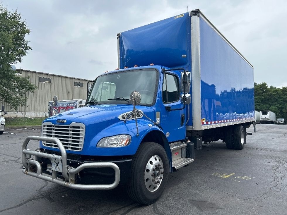 Medium Duty Box Truck-Light and Medium Duty Trucks-Freightliner-2022-M2-Jessup-PA-264,617\n\t\tmiles-$ 53,000 - Image 3