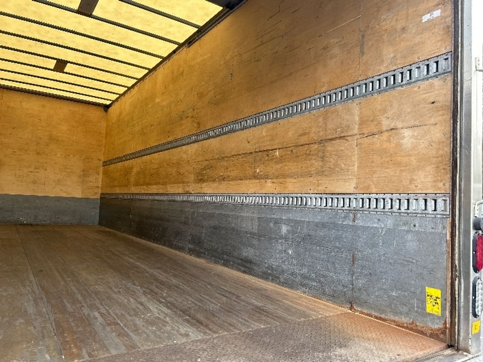 Medium Duty Box Truck-Light and Medium Duty Trucks-Freightliner-2022-M2-Jessup-PA-278,899\n\t\tmiles-$ 50,250 - Image 12