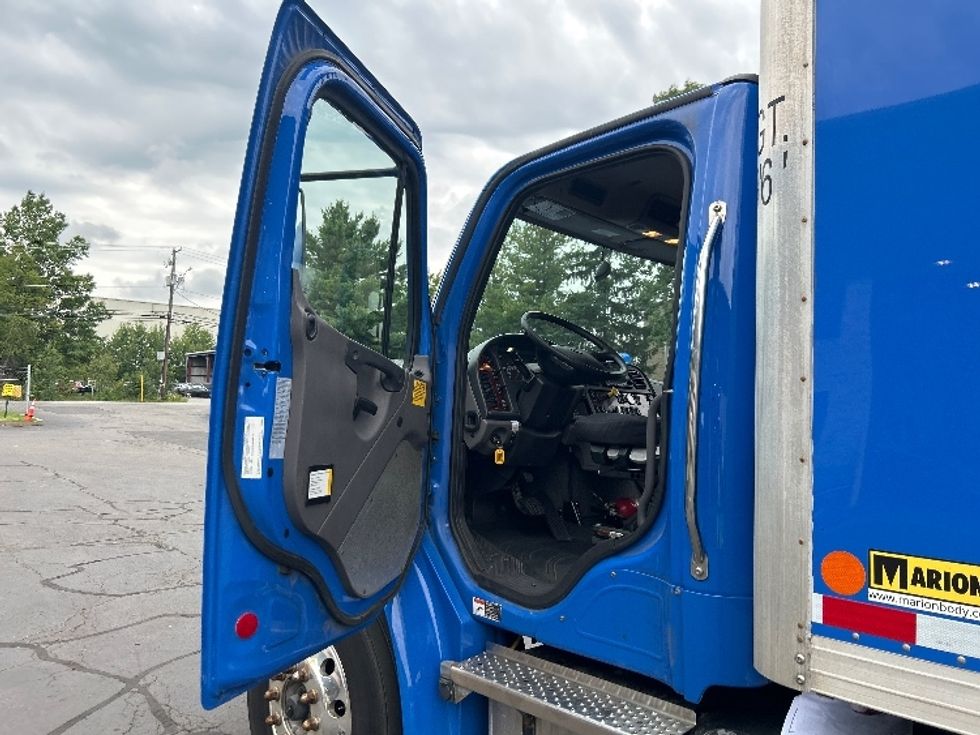 Medium Duty Box Truck-Light and Medium Duty Trucks-Freightliner-2022-M2-Jessup-PA-278,899\n\t\tmiles-$ 50,250 - Image 16