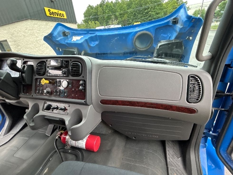 Medium Duty Box Truck-Light and Medium Duty Trucks-Freightliner-2022-M2-Jessup-PA-278,899\n\t\tmiles-$ 50,250 - Image 21