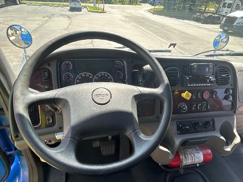 Medium Duty Box Truck-Light and Medium Duty Trucks-Freightliner-2022-M2-Jessup-PA-296,104\n\t\tmiles-$ 37,250 - Image 18