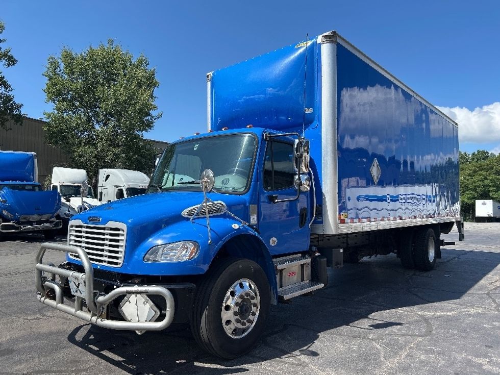 Medium Duty Box Truck-Light and Medium Duty Trucks-Freightliner-2022-M2-Jessup-PA-296,104\n\t\tmiles-$ 37,250 - Image 3