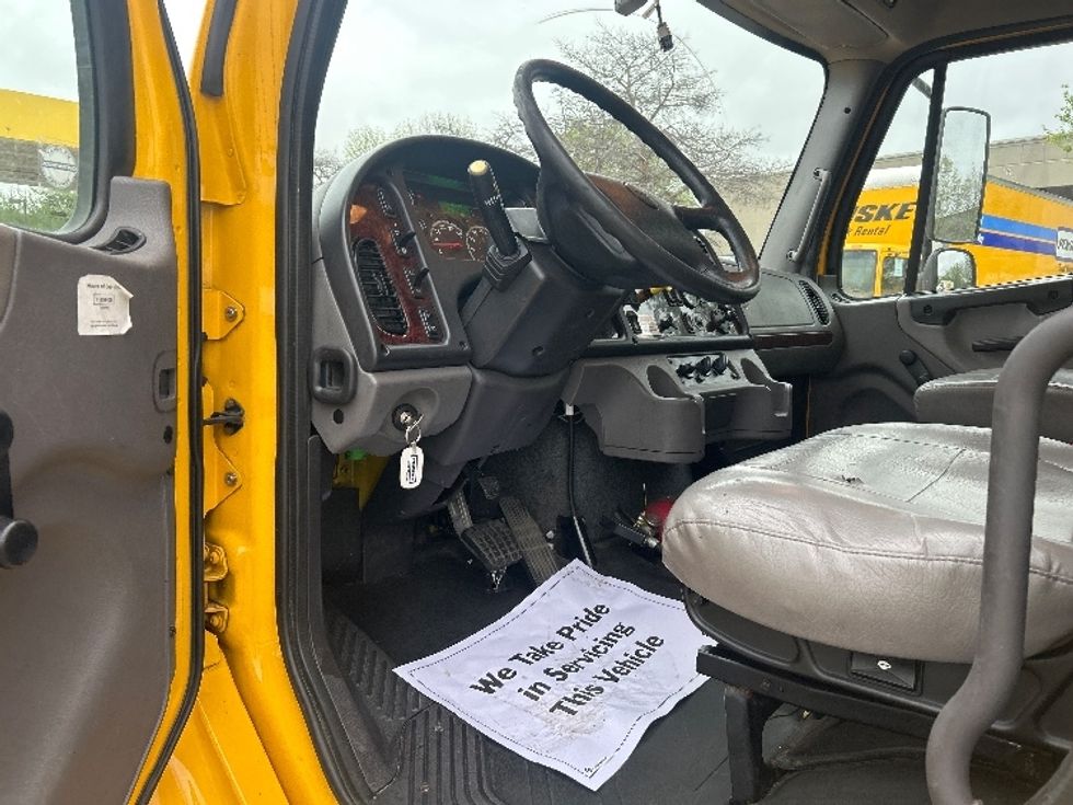 Medium Duty Box Truck-Light and Medium Duty Trucks-Freightliner-2022-M2-Kansas City-MO-237,022\n\t\tmiles-$ 48,250 - Image 16