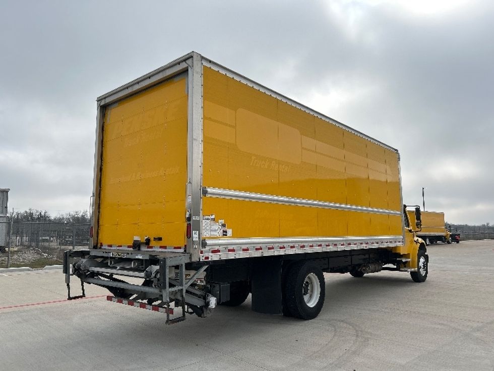 Medium Duty Box Truck-Light and Medium Duty Trucks-Freightliner-2022-M2-Katy-TX-115,151\n\t\tmiles-$ 74,500 - Image 24